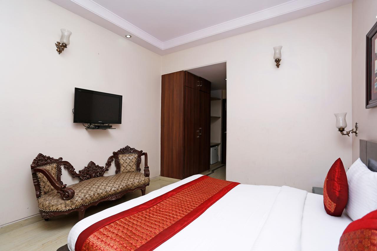 Oyo 5401 Hotel Mid Town New Delhi Bagian luar foto