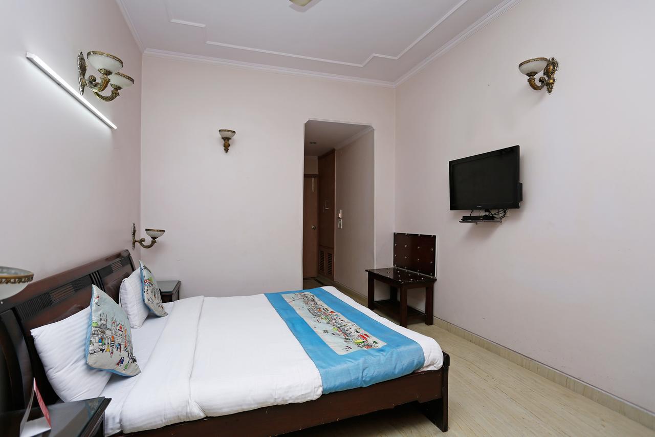 Oyo 5401 Hotel Mid Town New Delhi Bagian luar foto