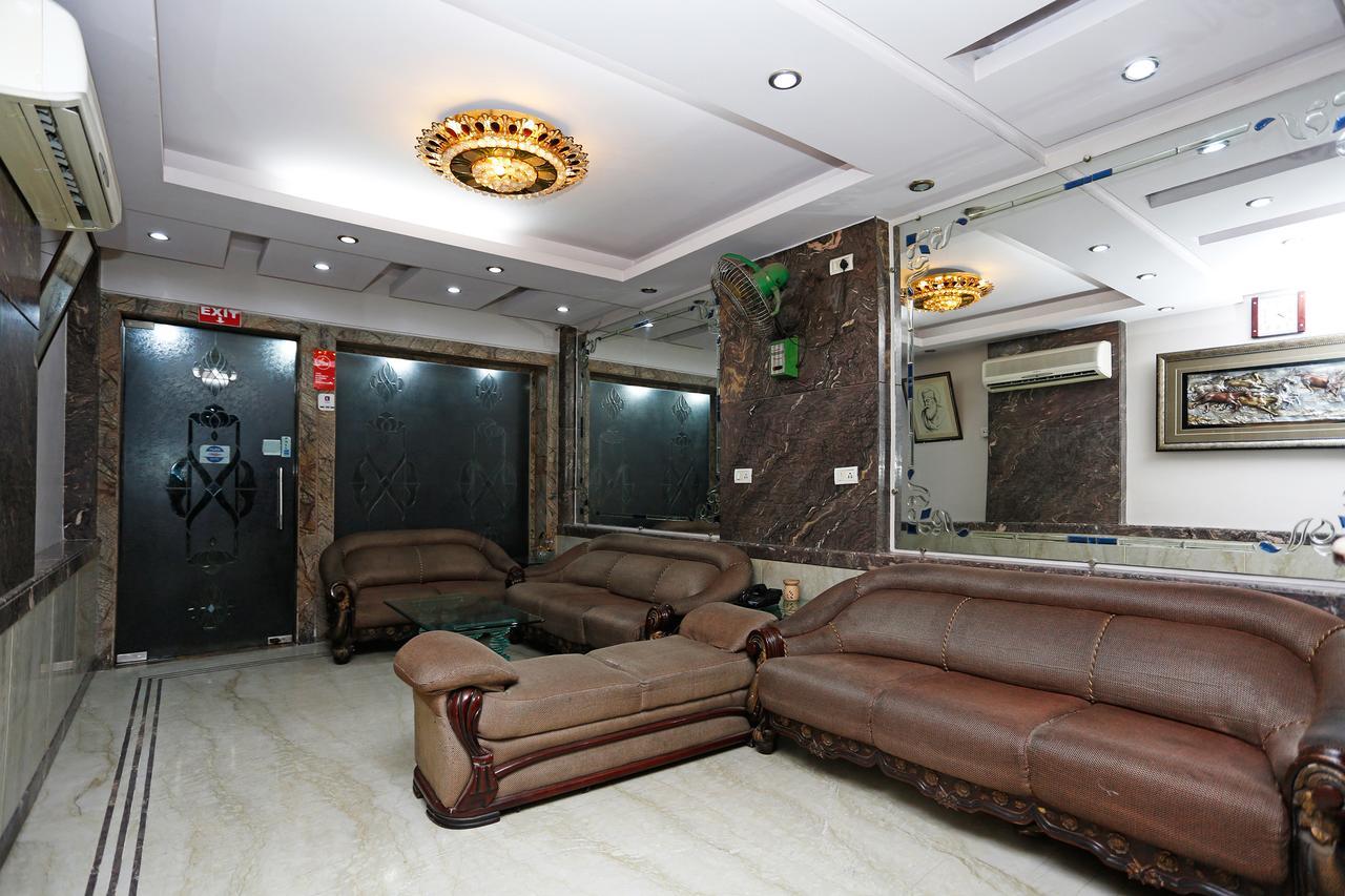 Oyo 5401 Hotel Mid Town New Delhi Bagian luar foto