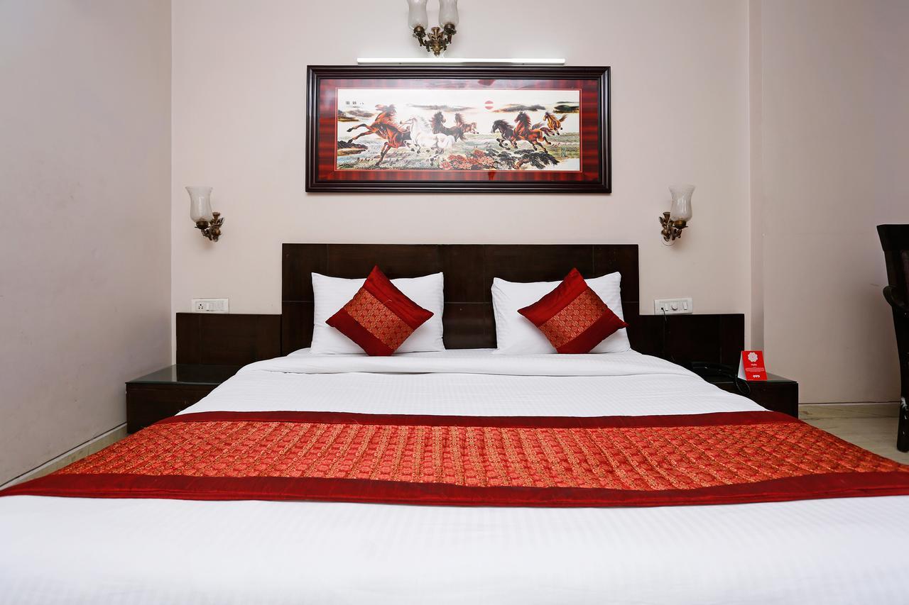 Oyo 5401 Hotel Mid Town New Delhi Bagian luar foto