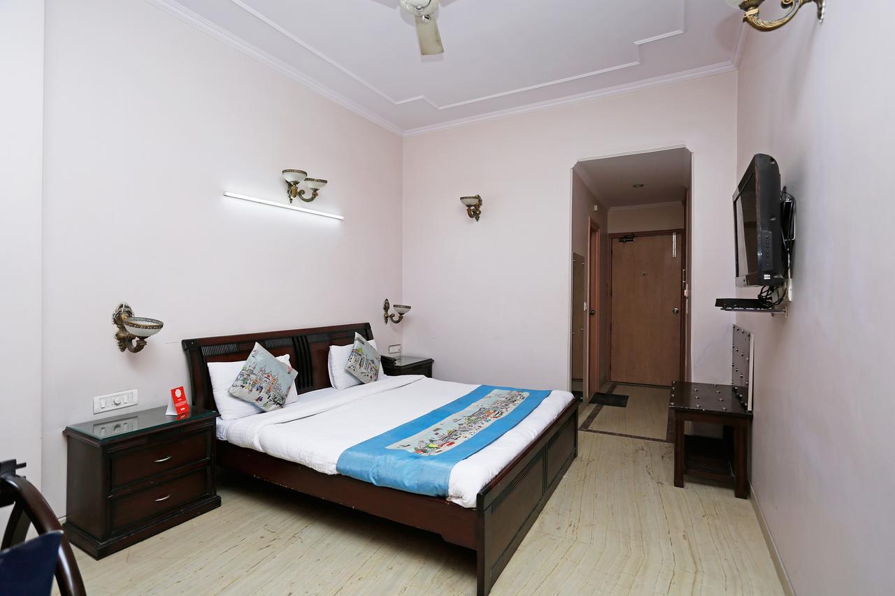 Oyo 5401 Hotel Mid Town New Delhi Bagian luar foto